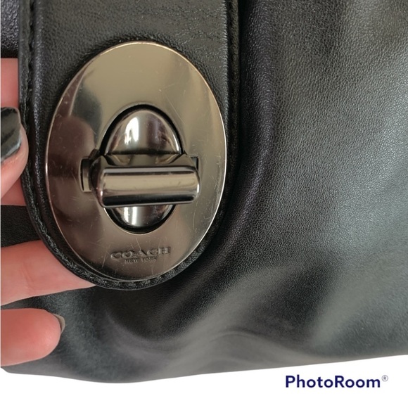 Coach Leather Studded Black Leather Shoulder Bag RARE Unique - Picture 4 of 6